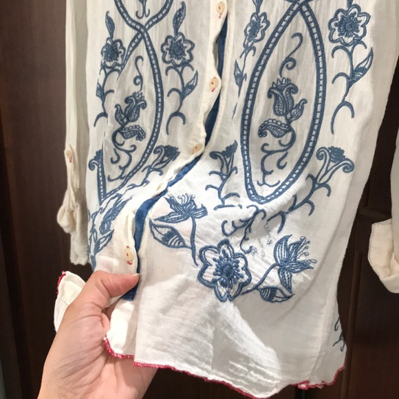 Embroidered Boho Blouse - Picture 5 of 9
